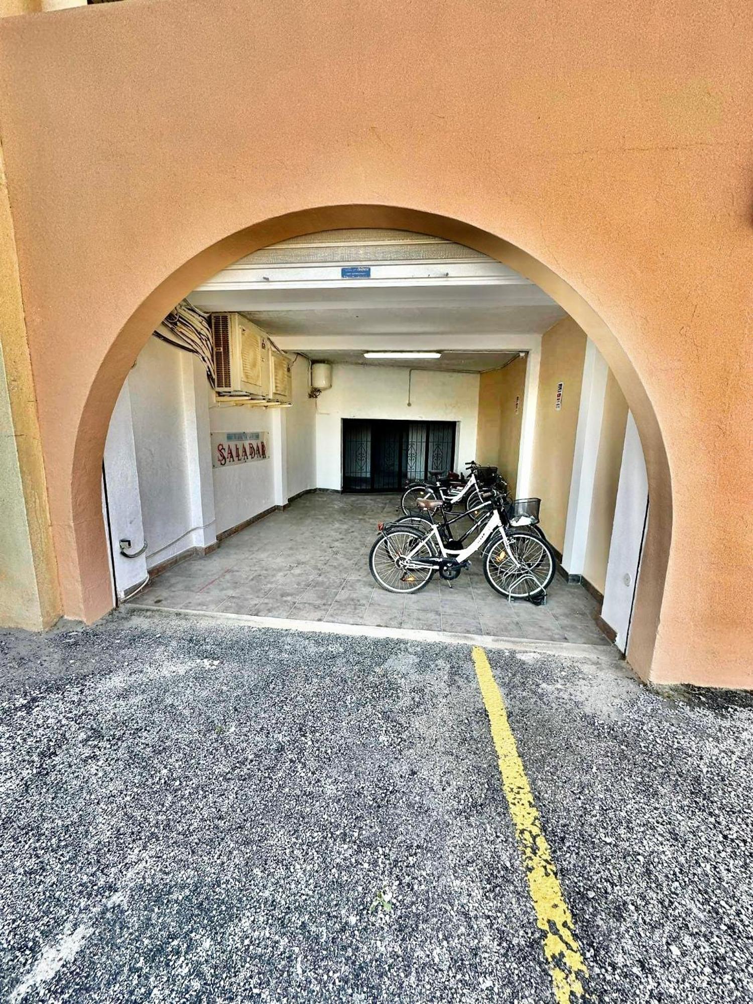 Apartamento Dulce & Saladar กัลเป ภายนอก รูปภาพ